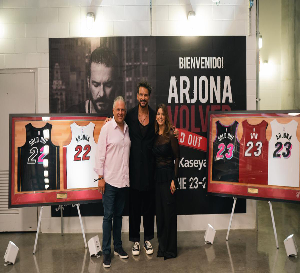 RICARDO ARJONA único cantautor que ha logrado 5 arens sould out en Miami y 2 en el Madison Square