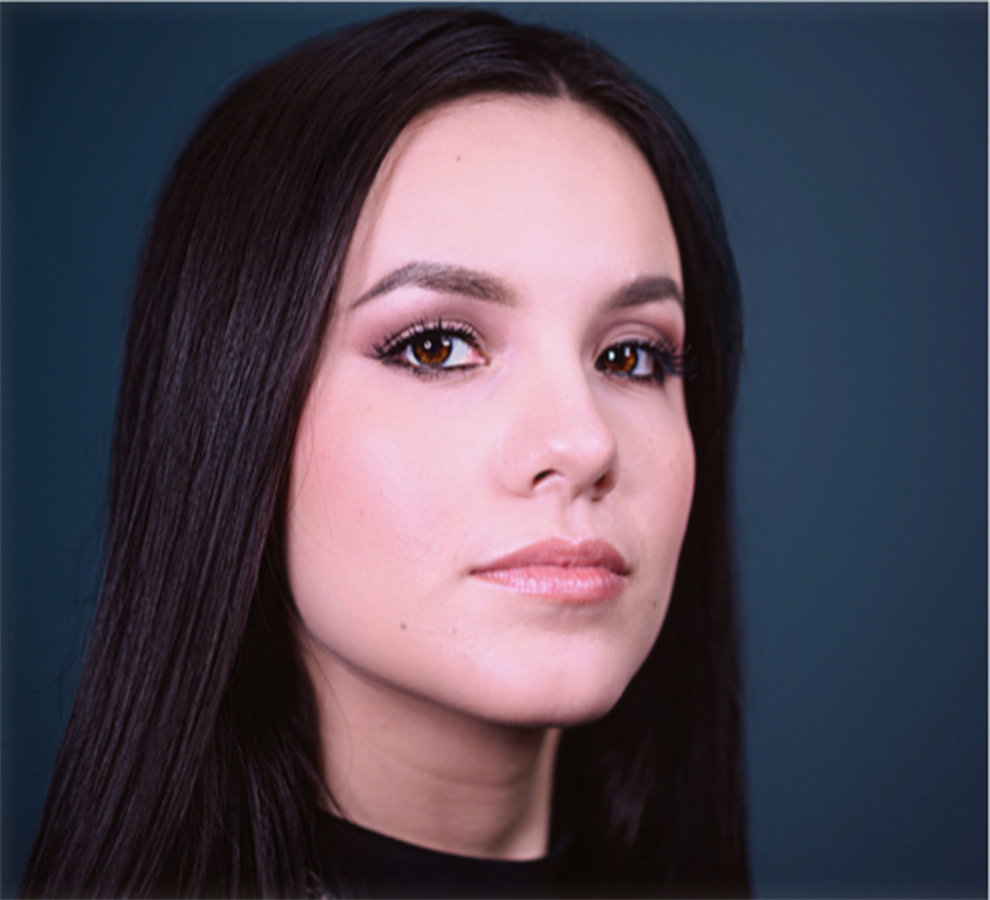 Sara Sosa rinde homenaje a su padre José José con “Pero Te Extraño”