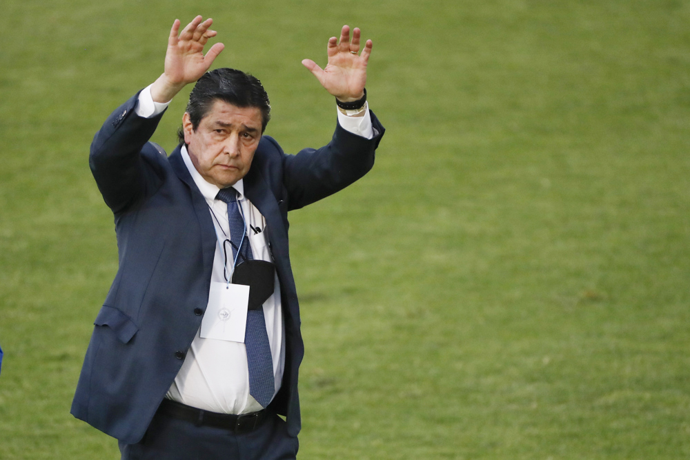 Tena desea que juego con México sirva para que jugadores de Guatemala emigren
