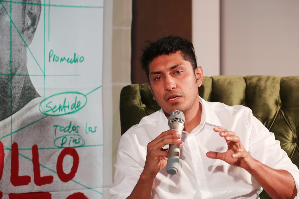 El actor mexicano Tenoch Huerta abandona una cinta de Netflix para limpiar su reputación