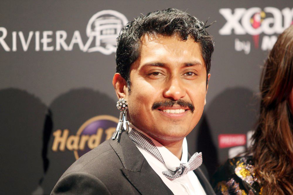 Publican dos testimonios más acusando al actor Tenoch Huerta de quitarse el preservativo