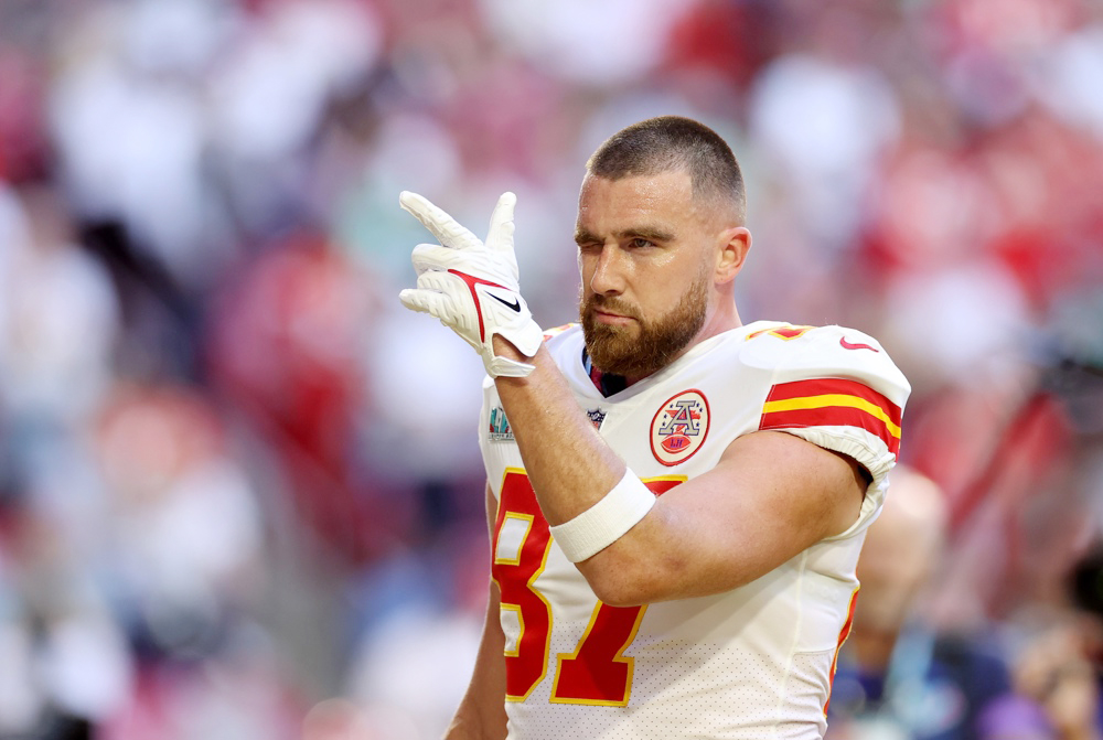 Travis Kelce se lamenta del salario que recibe en los Kansas City Chiefs