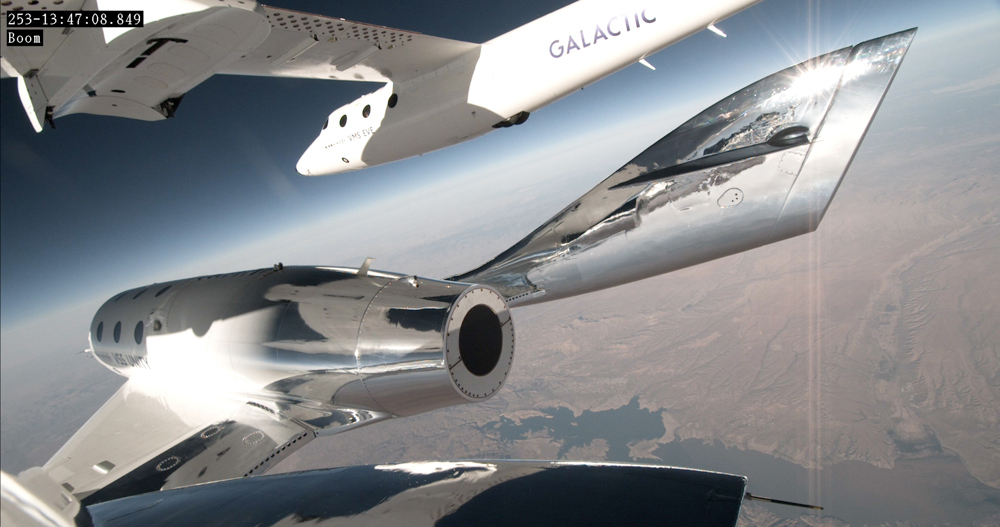 Virgin Galactic, de Richard Branson, realiza su primer vuelo espacial comercial