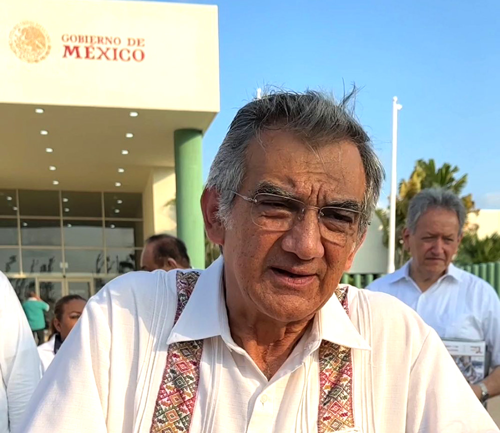 López Obrador y Villarreal anaya visitan  planta de gas natural en Altamira