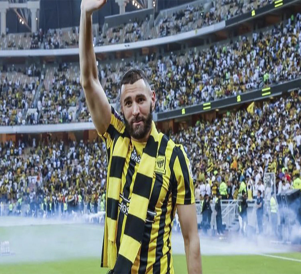 Salario de Benzema iguala tope salarial de la NFL ¿Cómo es el salario en el deporte?