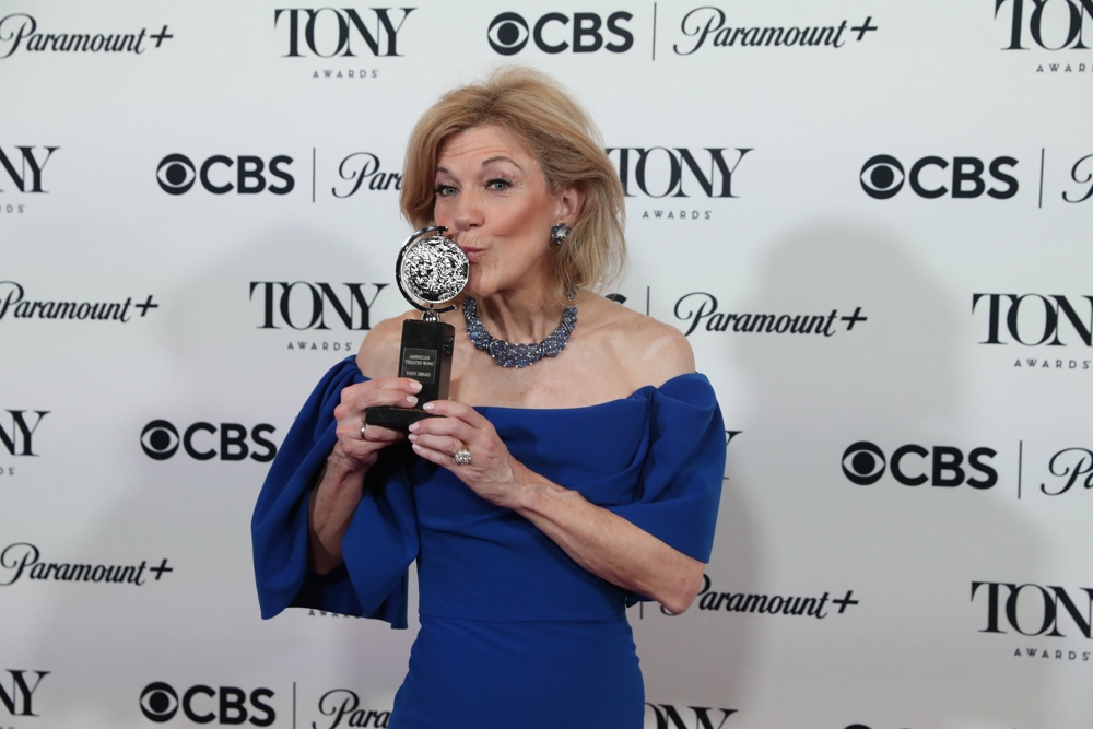 El musical Kimberly Akimbo se impone en unos premios Tony marcados por la huelga de guionistas