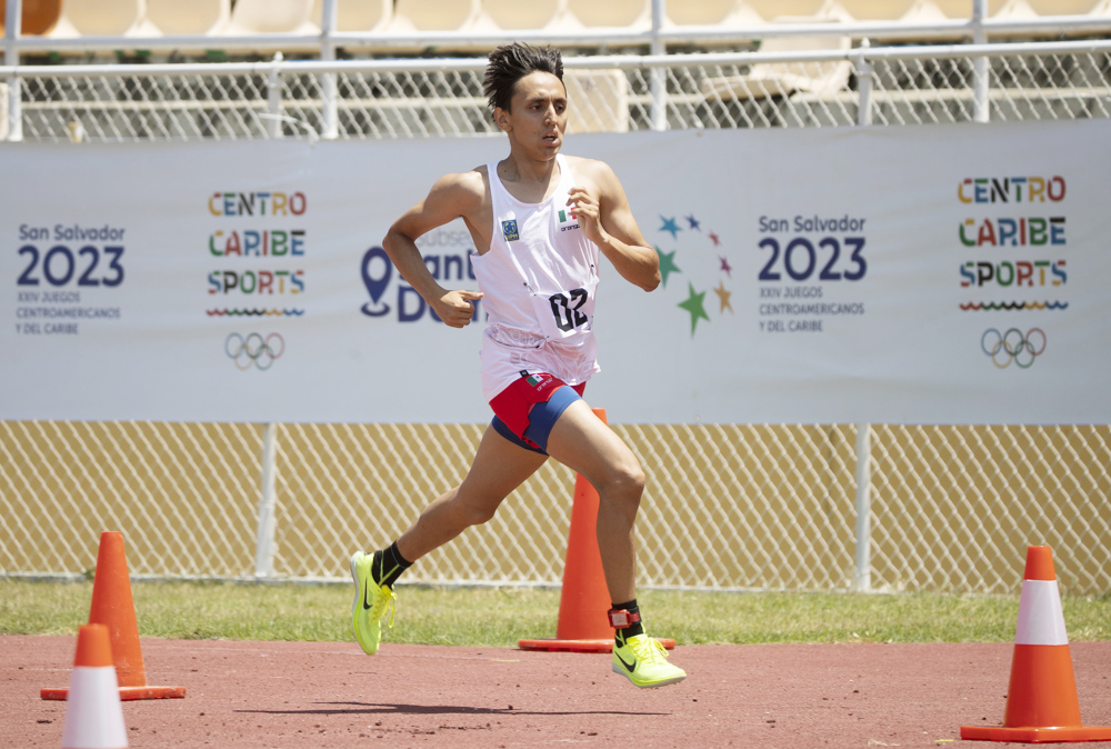 México gana el relevo masculino de pentatlón, su cuarta medalla de oro