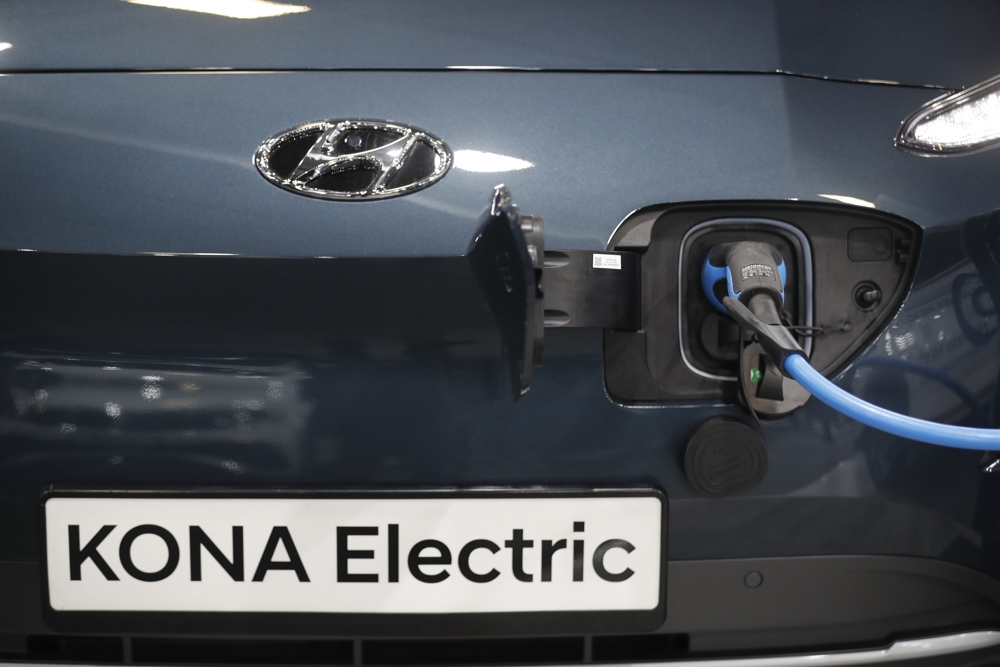 Siete fabricantes crearán en Norteamérica una red de carga rápida para autos eléctricos