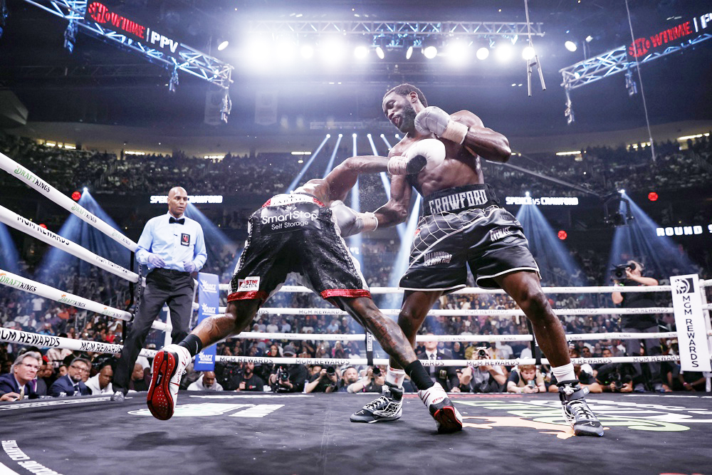 Crawford vence a Errol Spence Jr. y unifica los cuatro cinturones del peso wélter
