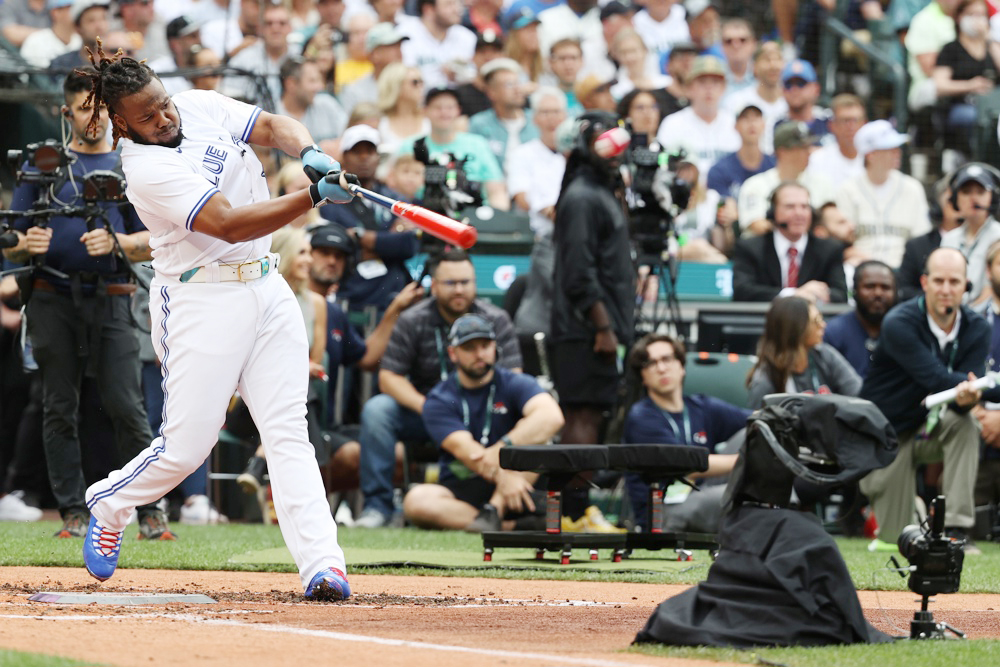 Guerrero Jr. vence a Arozarena en una final latina del Festival de Jonrones de la MLB