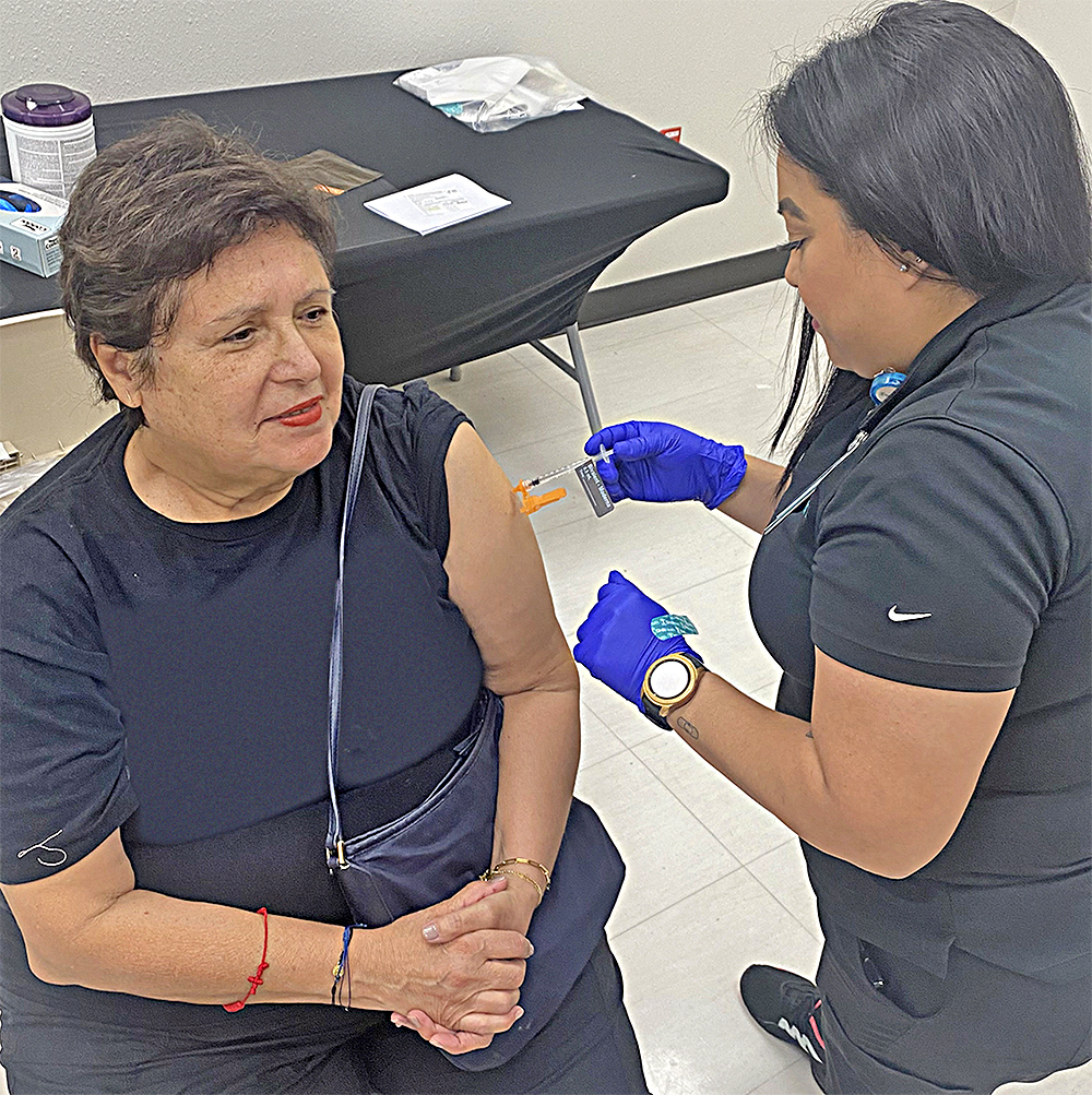 DHR Health administró orgullosamente más de 350,000 vacunas contra el Covid-19 al RGV