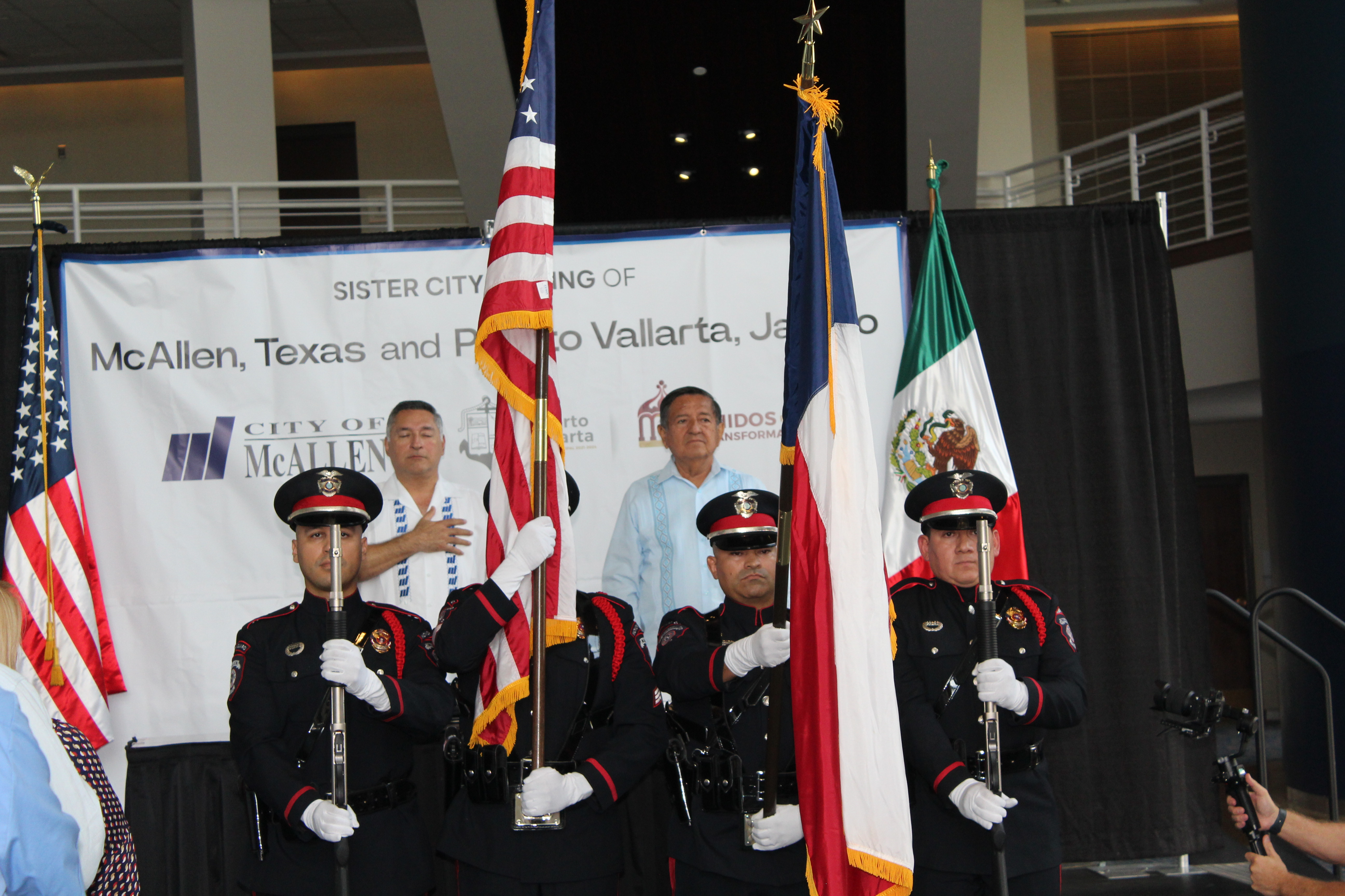 Firman hermanamiento Puerto Vallarta y McAllen