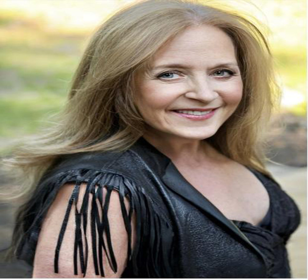 Marti Cuevas se convierte en presidenta del Salón de la Fama de Compositores Latinos 