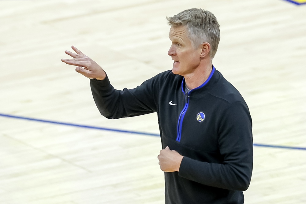 La NBA castigará el ‘flopping’ y dará un ‘challenge extra si se acierta con el primero