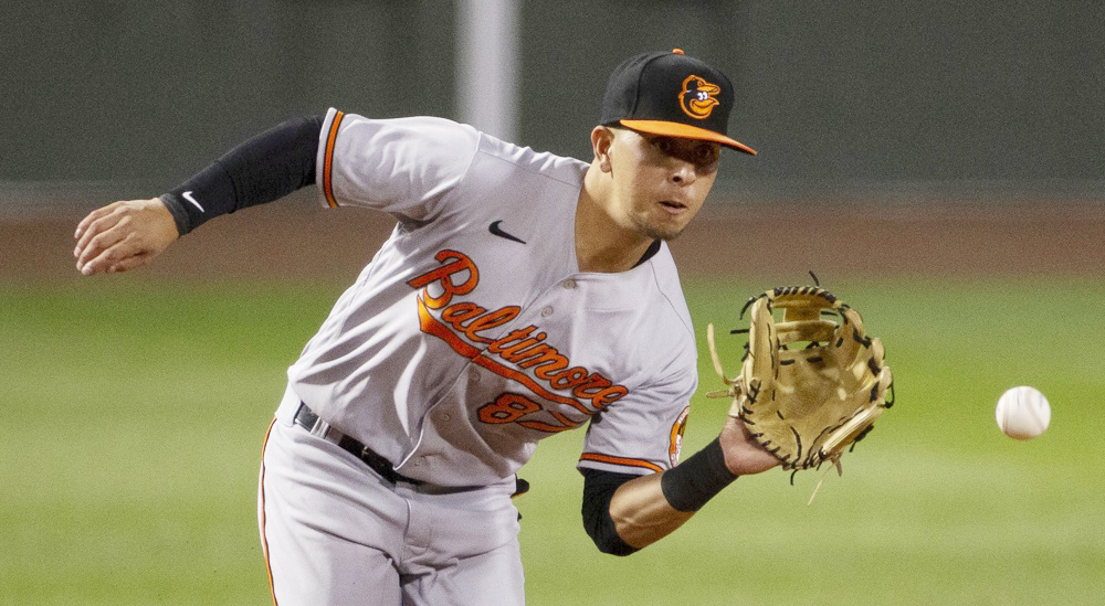 El mexicano Ramón Urías remolca tres carreras y evita la barrida de los Dodgers sobre los Orioles