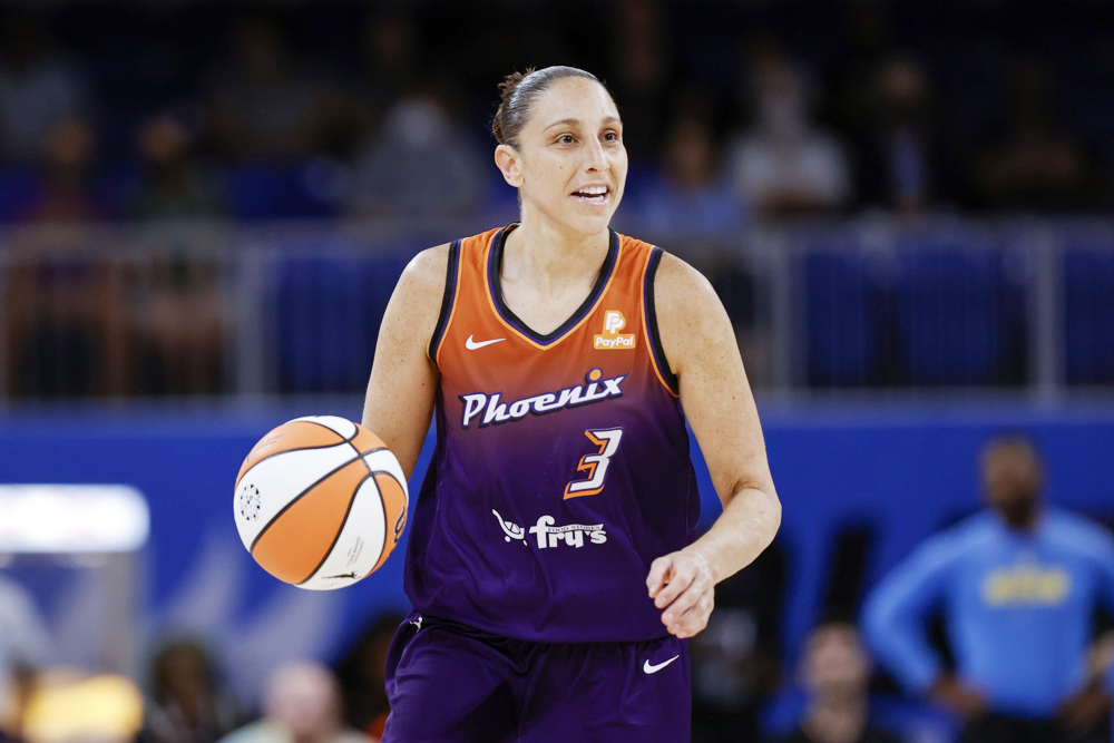 Taurasi acelera hacia 10.000 puntos y Griner pide un tiempo para cuidar su salud mental