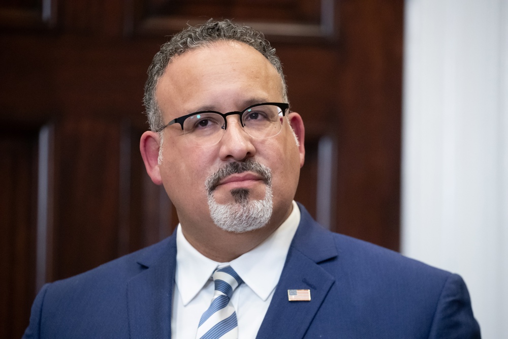 EE.UU. cancela la deuda estudiantil de 804.000 personas por 39.000 millones de dólares