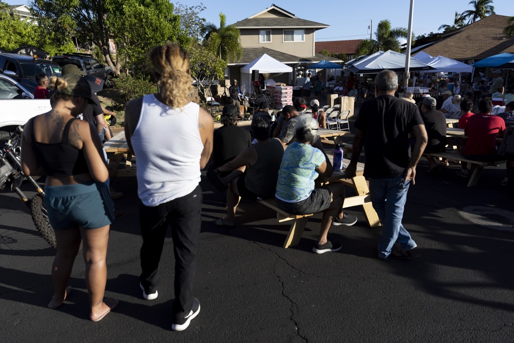 Ya son 96 los muertos en Maui y la prioridad es buscar a los cientos de desaparecidos