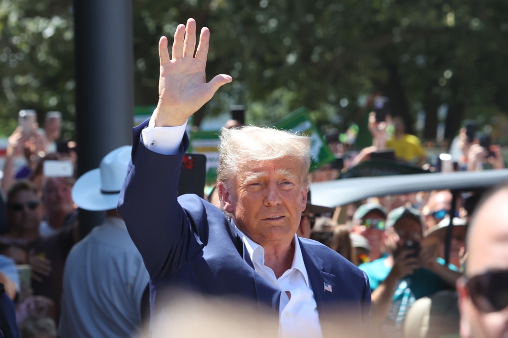 Trump tiene una semana para entregarse y ser fichado en una prisión por el caso de Georgia