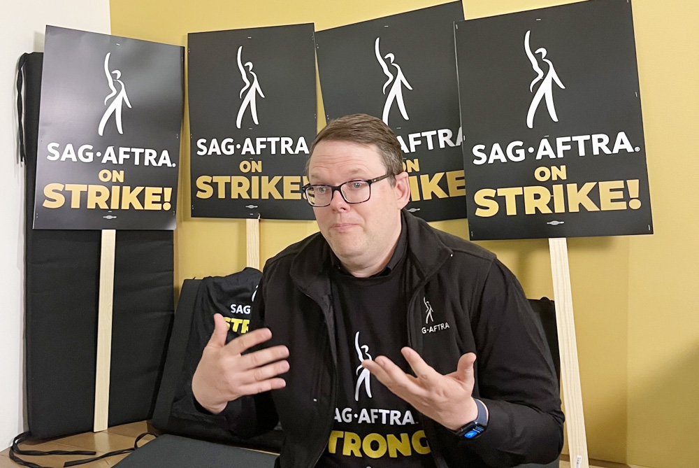 Sindicato de actores de Hollywod pide a los ejecutivos que se involucren en negociaciones