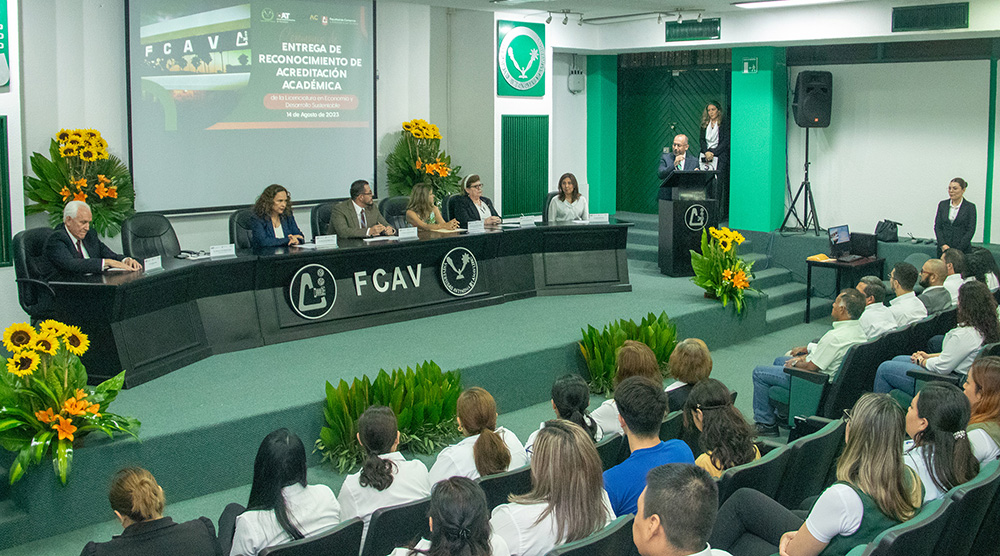 Acredita el CONAC a la Licenciatura en Economía y Desarrollo Sustentable de la UAT