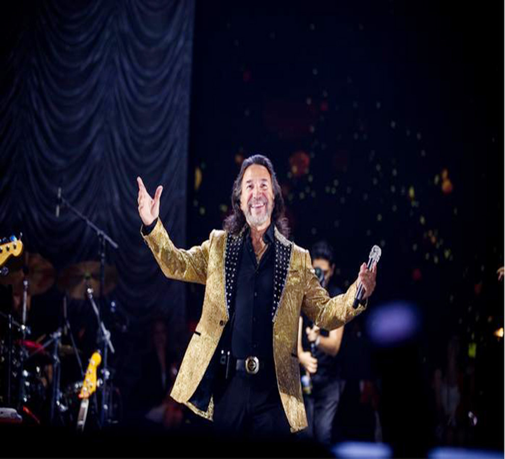 Marco Antonio Solís rompe récord de asistencia en segunda parte de “El Buki Wolrd Tour 2023”