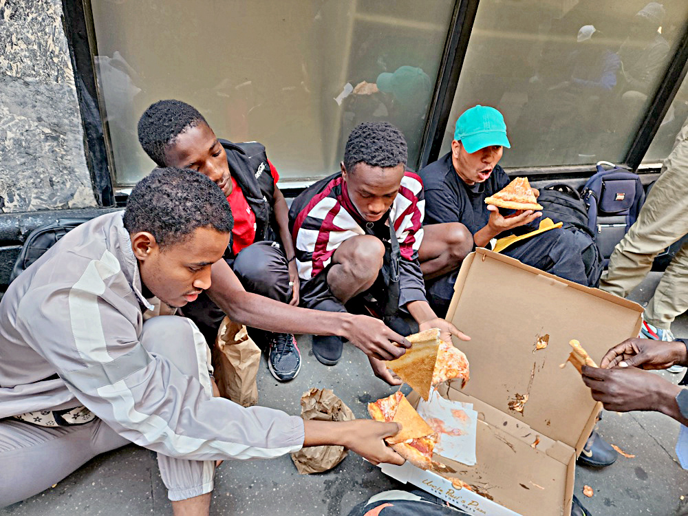 EU autoriza 77 millones de dólares  para mejorar la acogida de inmigrantes