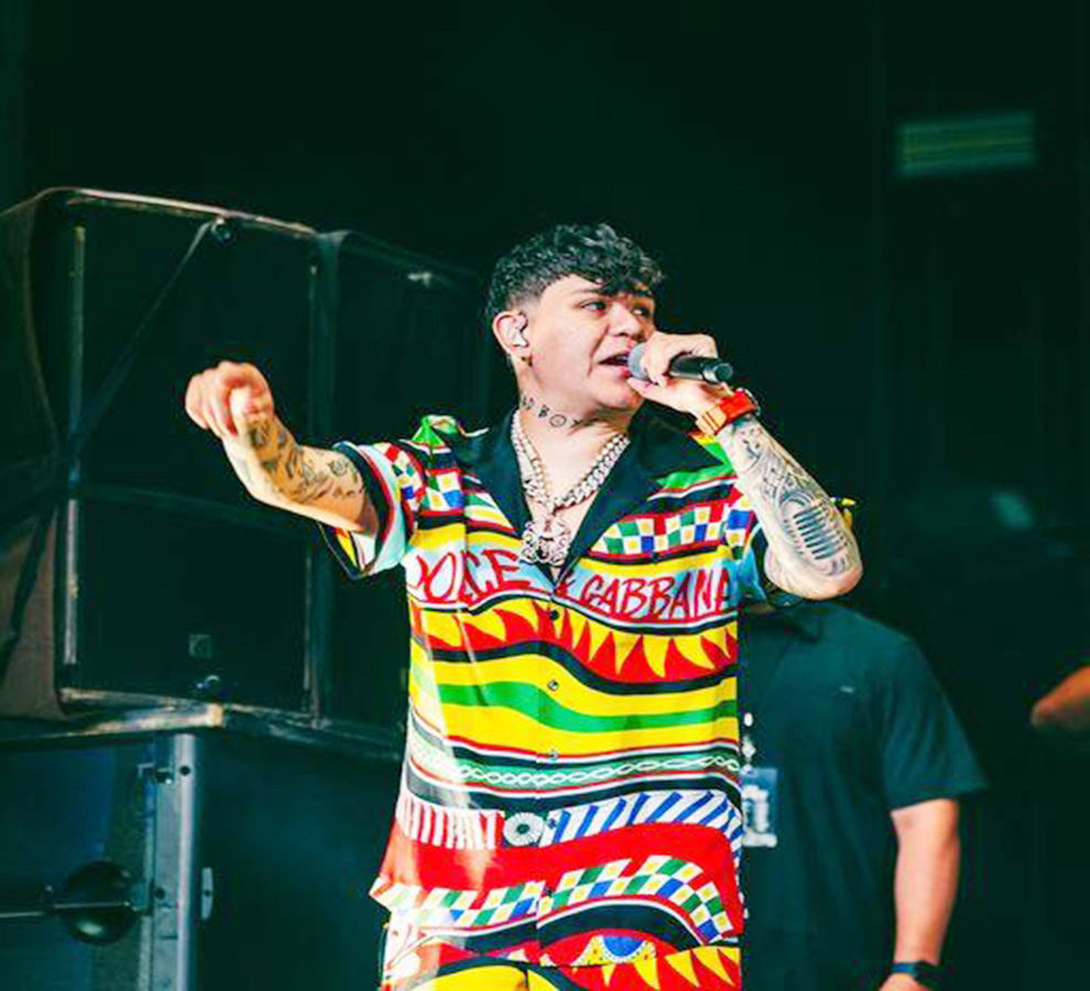 Junior H arranca gira en EE. UU con vibrante concierto en Arena de Los Ángeles