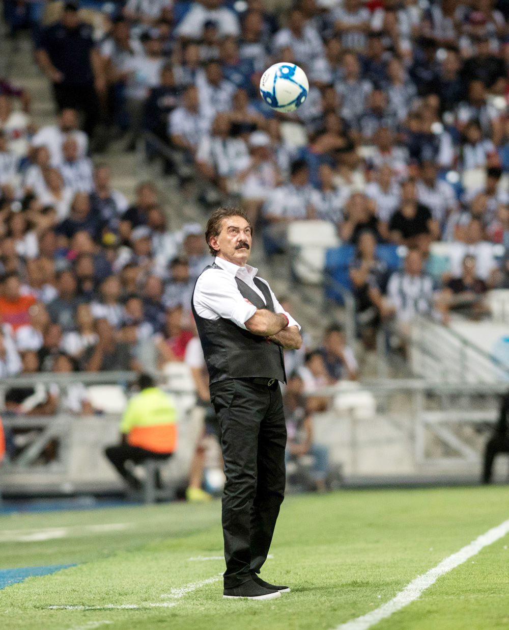 El argentino La Volpe cree que no era útil como consejero de la Federación Mexicana