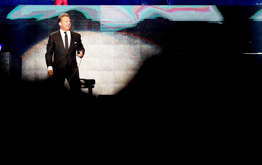 Insólita polémica atraviesa la gira argentina de Luis Miguel: ¿actúa un doble?