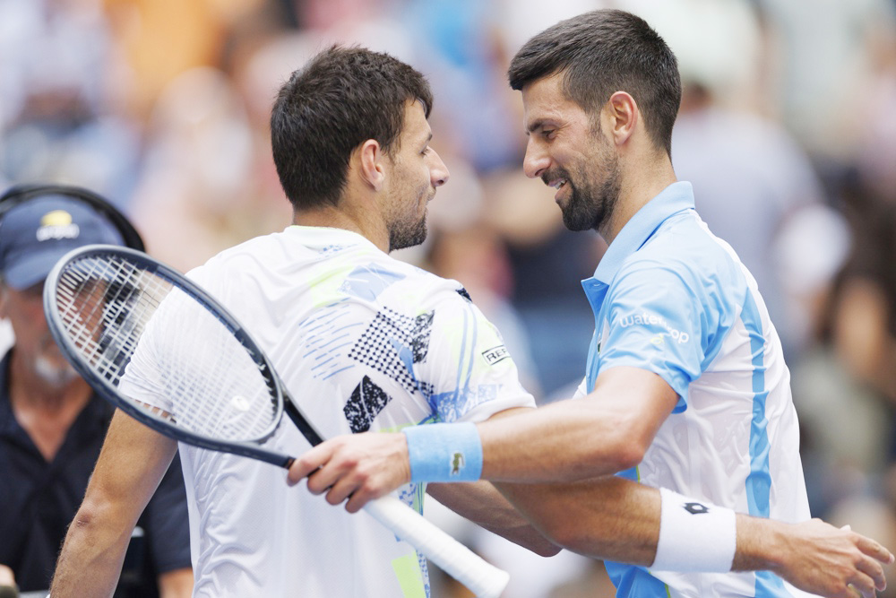 Djokovic somete a Zapata y vuela a la tercera ronda