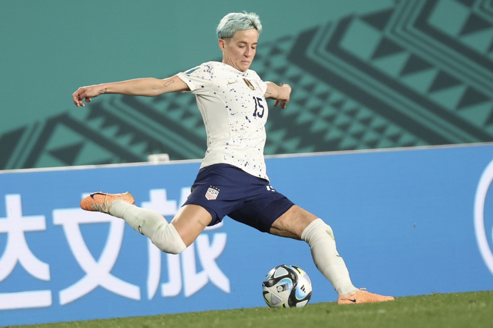 Rapinoe dice que Hermoso fue “físicamente acosada” por Rubiales y lo tacha de misógino