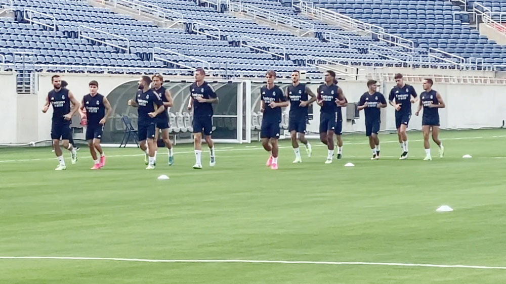 Real Madrid cierra su gira por EE.UU. ante Juventus, con Bellingham liderando la transición