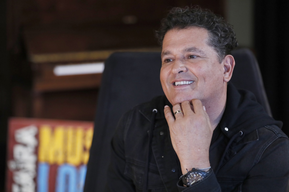 Carlos Vives se alista a compartir la “alegría” de su música en EEUU