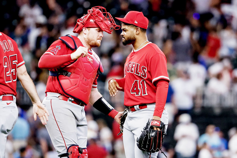 Los mexicanos Meneses, Paredes y Walker acaparan los focos en la MLB