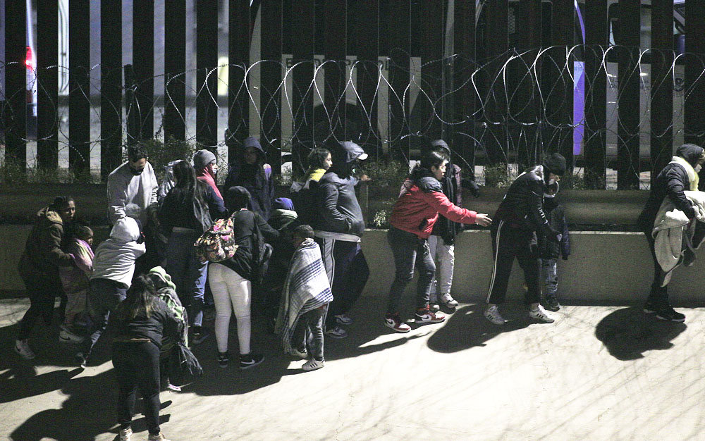 Migrantes varados en frontera de México jugarán su propia “Copa América” en Ciudad Juárez