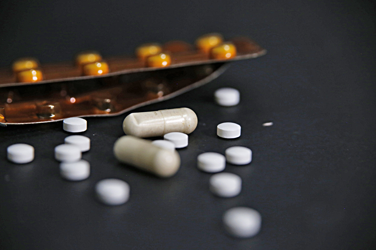 Aumentar el acceso a opioides recetados podría reducir sobredosis en Estados Unidos