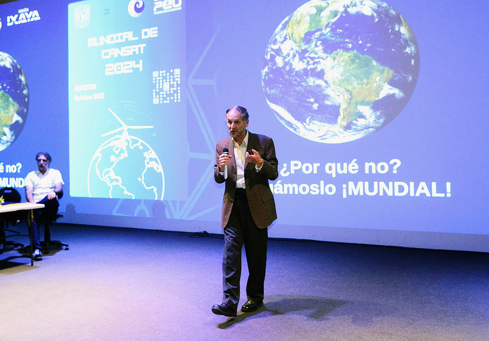 Universidad de México presenta proyecto satelital para prevención y gestión de incendios