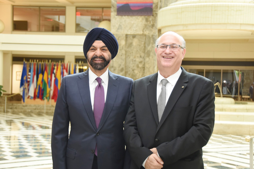 El BID y el Banco Mundial se unen para proteger el Amazonas y hacer resiliente al Caribe