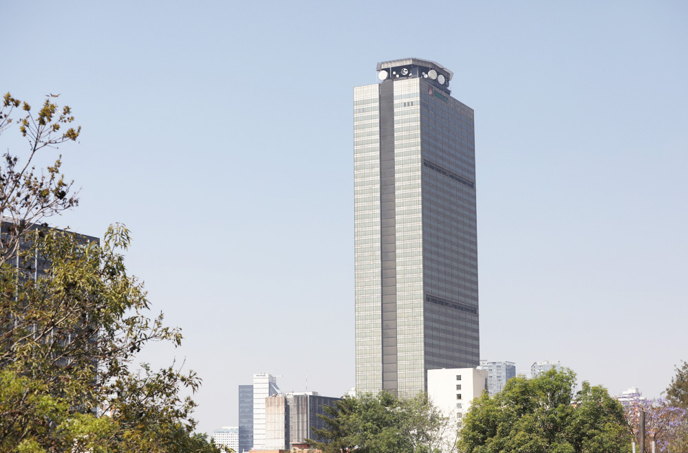 Pemex y la australiana Woodside invierten 7.200 millones de dólares en un campo petrolero