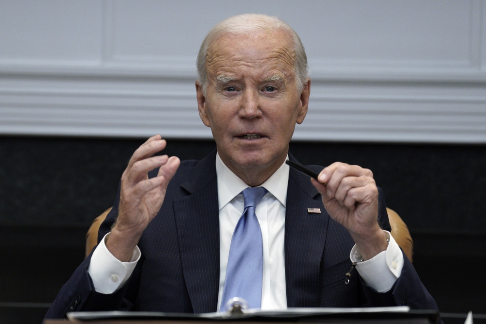 Biden hace historia como primer presidente de EE.UU. en sumarse a unos “piquetes”