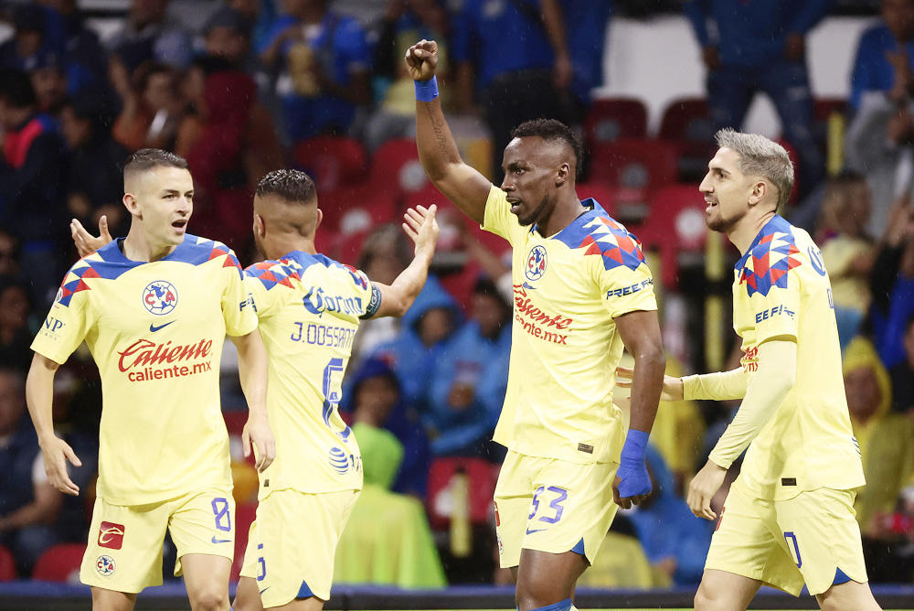 El América del colombiano Quiñones visita al Querétaro en busca del saltar al liderato