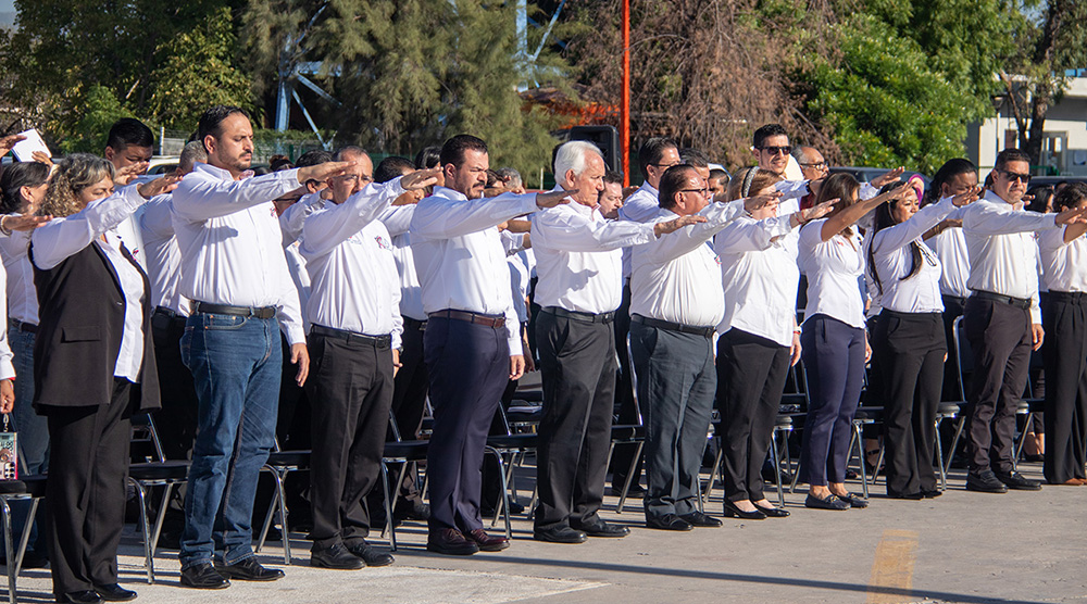 Es compromiso de la UAT engrandecer a la nación a través de la educación: Rector