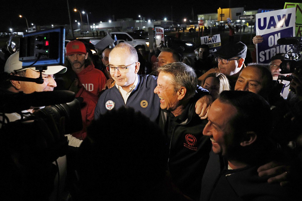 La huelga de la automoción en EEUU se extiende a otras dos plantas de montaje de Ford y GM