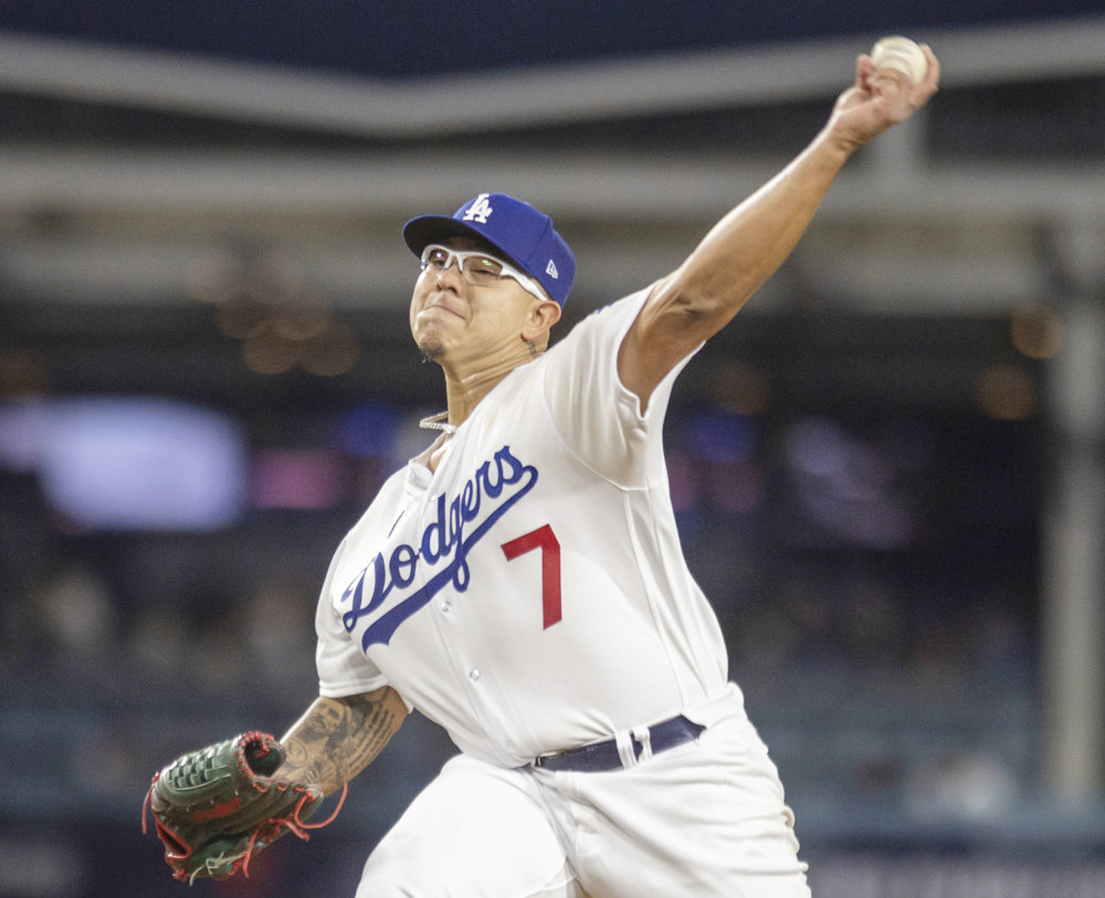 La MLB ordena la baja administrativa de Julio Urías, acusado de violencia doméstica