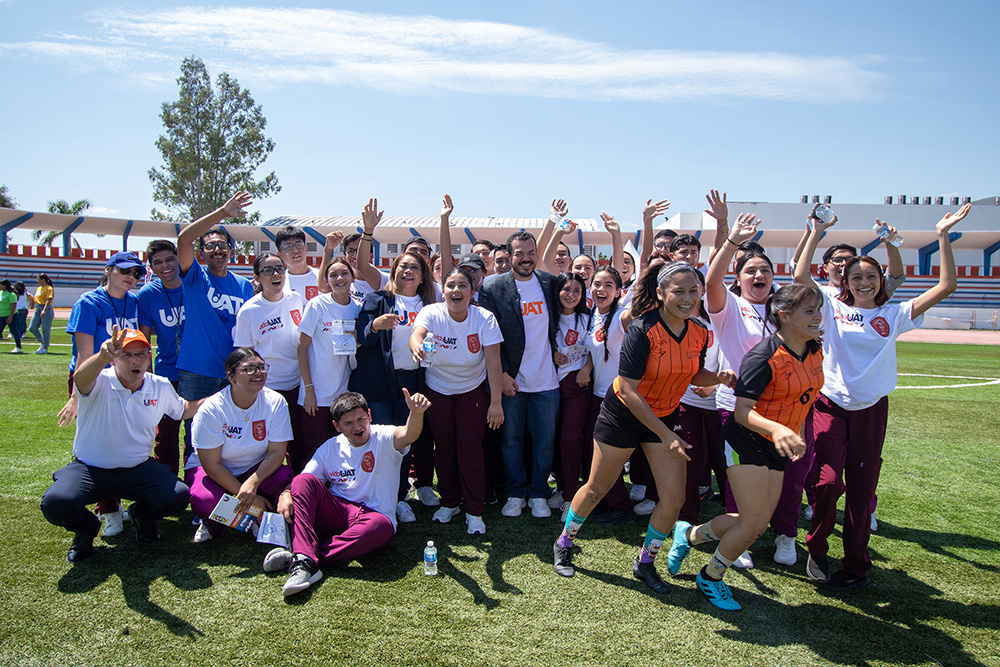 Rector ofrece el programa Vida UAT a nuevos estudiantes del Campus Victoria