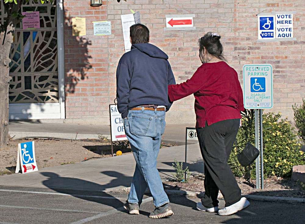 Demócratas no dan por seguro el voto latino