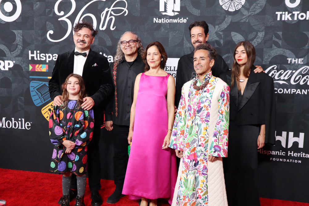 Café Tacvba honra a los migrantes en EE.UU. al recibir el premio a la Herencia Hispana