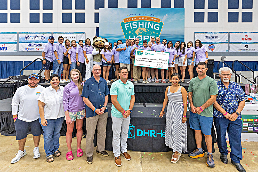 $400,000 para el Hope Family Health Center gracias a “Pescando la Esperanza” de DHR Health
