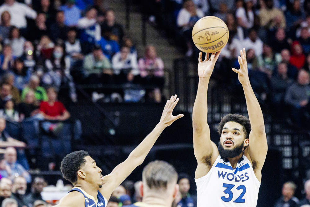 Towns confía en llevar su experiencia con la selección dominicana a los Timberwolves